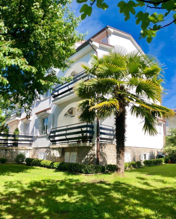 Apartments Bella Vita 2 Malinska Exterior foto